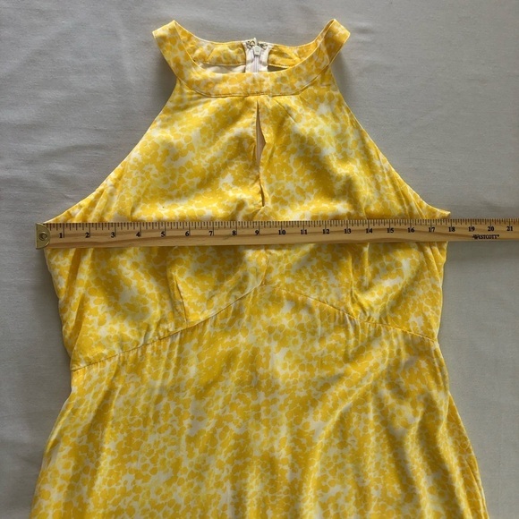 Ann Taylor Factory Petite 12P 100% Rayon Yellow Watercolour Halter Dress - Picture 8 of 13
